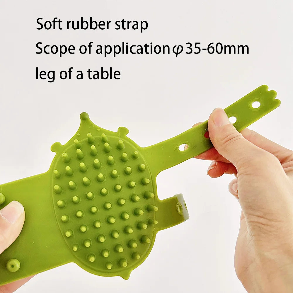 Self-Cleaning Deshedding Brush for Dogs and Cats